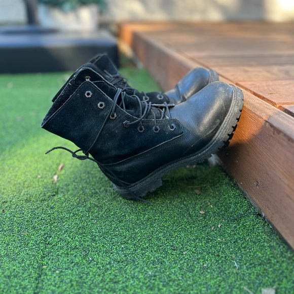 Black Timberland Boots. - Picture 6 of 7